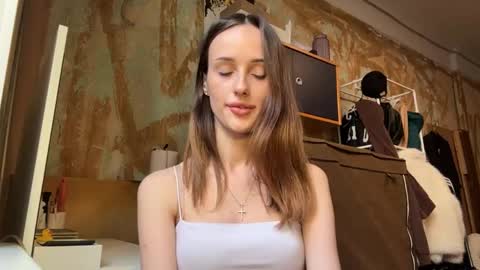 Maria  online show from May 6, 2:44 pm