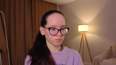 Sara online show from January 18, 4:11 pm