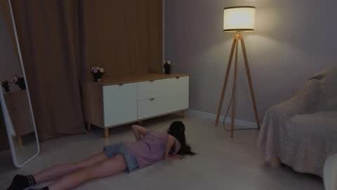 Sara online show from February 6, 4:32 pm