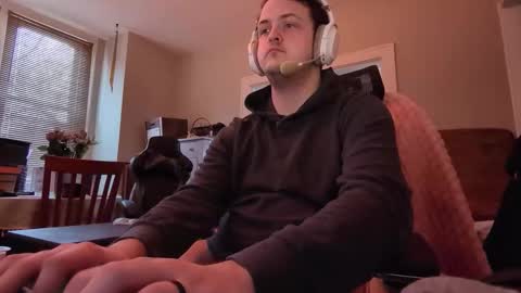 Snapshot of lyntronix chatting on February 19, 1:29 pm J online show from February 19, 1:29 pm