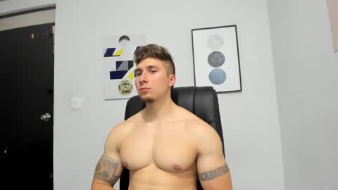 Lyonel online show from December 23, 5:54 pm