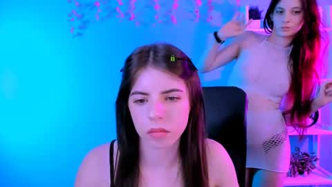 Snapshot of lyra_desire chatting on June 28, 7:20 pm lyra_desire online show from June 28, 7:20 pm