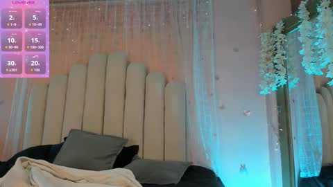 Snapshot of lyra_gh chatting on December 19, 3:24 am LYRA online show from December 19, 3:24 am