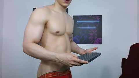 Snapshot of lysan_corv chatting on April 18, 7:58 pm Lysan online show from April 18, 7:58 pm