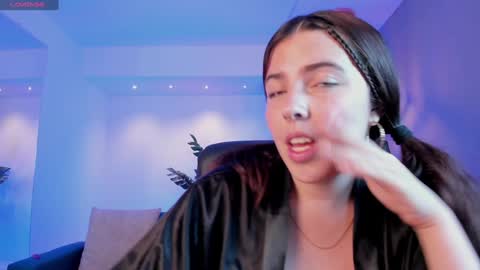 Snapshot of lyssa_muller chatting on January 31, 2:28 pm Lyssa Everyday From 0700 to 1630 Col Time online show from January 31, 2:28 pm