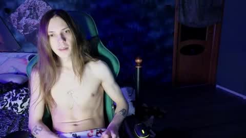 m1shq online show from February 28, 3:15 am