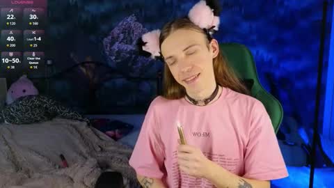 Snapshot of m1shq chatting on November 13, 2:10 am m1shq online show from November 13, 2:10 am