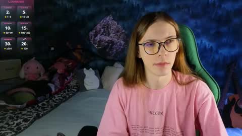 Snapshot of m1shq chatting on November 17, 6:57 pm m1shq online show from November 17, 6:57 pm