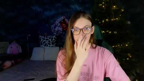 Snapshot of m1shq chatting on December 15, 2:38 am m1shq online show from December 15, 2:38 am