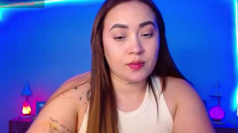 Snapshot of m33li chatting on February 12, 1:41 am Meli online show from February 12, 1:41 am