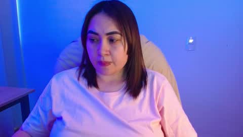 Snapshot of m33li chatting on September 24, 9:51 pm Meli online show from September 24, 9:51 pm