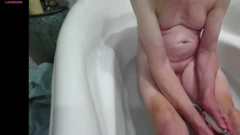 m54whrdn online show from October 25, 2:08 am