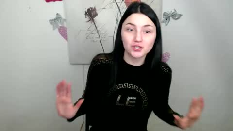 m_i_k_i_ online show from February 20, 12:27 pm