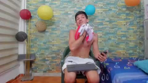 Snapshot of maaster420 chatting on January 10, 3:48 pm itgram pezlo josue online show from January 10, 3:48 pm