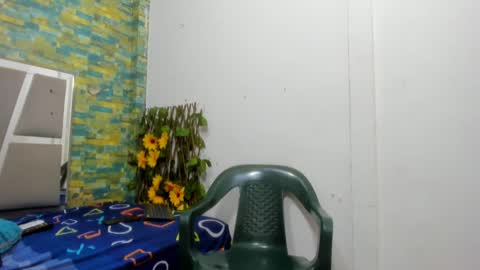 Snapshot of maaster420 chatting on January 23, 12:52 pm itgram pezlo josue online show from January 23, 12:52 pm