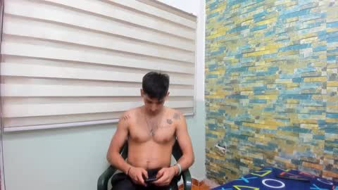 Snapshot of maaster420 chatting on February 6, 12:48 pm itgram pezlo josue online show from February 6, 12:48 pm
