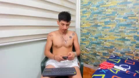Snapshot of maaster420 chatting on February 10, 4:14 pm itgram pezlo josue online show from February 10, 4:14 pm