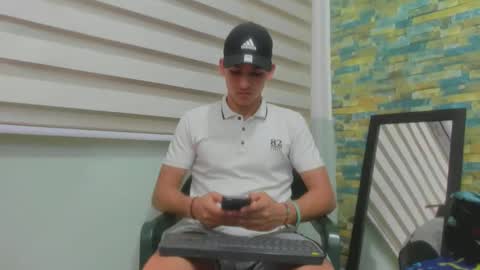 Snapshot of maaster420 chatting on February 16, 5:48 pm itgram pezlo josue online show from February 16, 5:48 pm