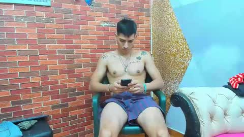 Snapshot of maaster420 chatting on February 17, 12:16 pm itgram pezlo josue online show from February 17, 12:16 pm