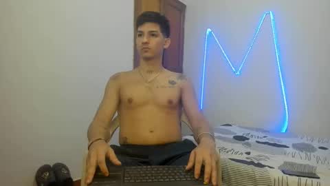 Snapshot of maaster420 chatting on October 29, 12:18 pm itgram pezlo josue online show from October 29, 12:18 pm