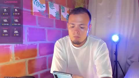   online show from December 11, 7:46 pm