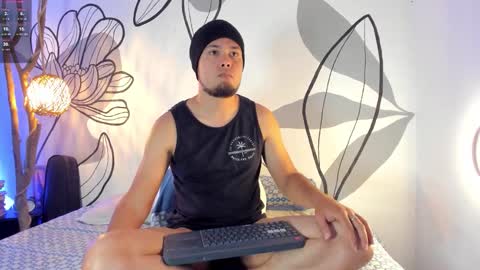   online show from January 13, 11:15 am