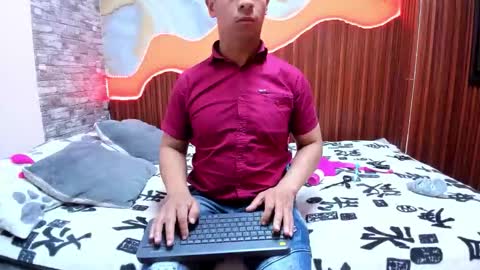 mabelineyesgreen303av online show from October 29, 3:53 am