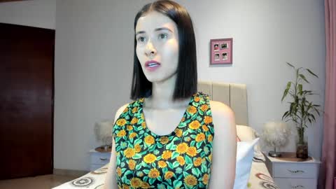 Snapshot of macarena_vallejo_ chatting on January 14, 1:58 am Macarena online show from January 14, 1:58 am
