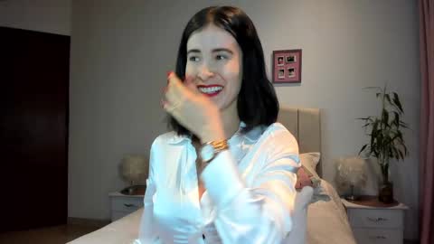 Snapshot of macarena_vallejo_ chatting on March 12, 2:20 am Macarena online show from March 12, 2:20 am