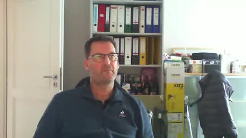 macfly67 online show from October 31, 12:50 pm