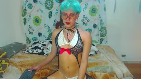 Snapshot of machissexx chatting on March 18, 5:49 pm machissexx online show from March 18, 5:49 pm