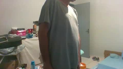 MACHOLIVRE online show from April 12, 6:40 am