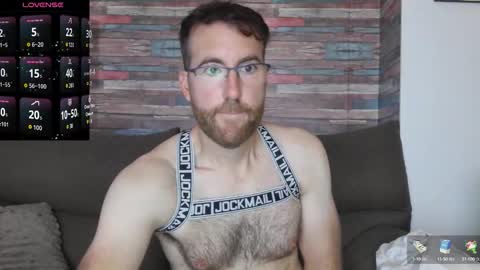 Snapshot of machohiberiko chatting on October 8, 5:32 pm Jota online show from October 8, 5:32 pm