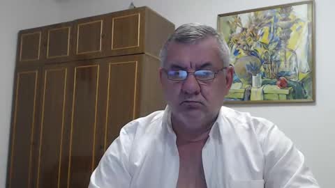 Macho online show from December 30, 8:04 pm