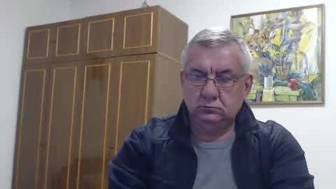 Macho online show from December 31, 6:13 pm