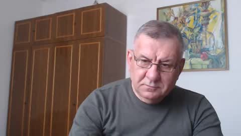 Macho online show from February 17, 2:24 pm