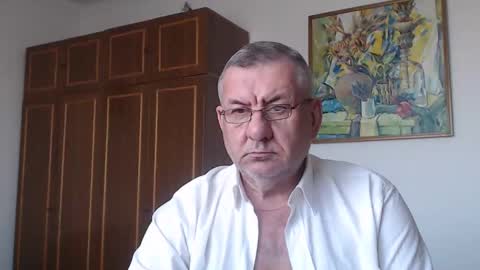 Macho online show from April 5, 3:31 pm