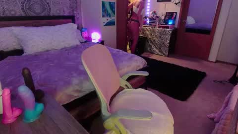 maciimayy online show from January 10, 12:23 am