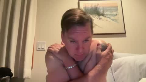 Snapshot of macjac2016 chatting on January 25, 6:45 am xStraightEdgex online show from January 25, 6:45 am