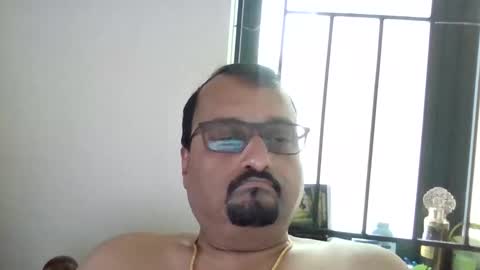 Snapshot of mackbe chatting on February 16, 9:27 am Mackbe online show from February 16, 9:27 am