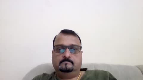 Snapshot of mackbe chatting on April 26, 12:14 pm Mackbe online show from April 26, 12:14 pm