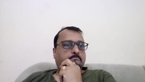 Snapshot of mackbe chatting on May 24, 12:32 pm Mackbe online show from May 24, 12:32 pm