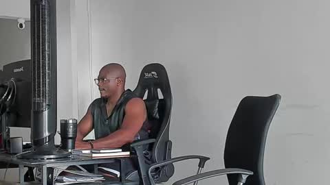 MACKBIG DICK im a damn dominant I like ATMs INSTAGRAM Edwinaragonc online show from September 27, 7:08 pm