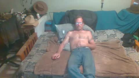 Snapshot of mackdog1369 chatting on September 15, 8:58 am mackdog1369 online show from September 15, 8:58 am
