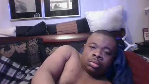 Snapshot of macksexy1996 chatting on December 1, 12:15 am Anthony online show from December 1, 12:15 am