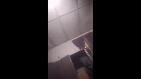 Snapshot of mad415264 chatting on December 18, 3:56 am mad415264 online show from December 18, 3:56 am