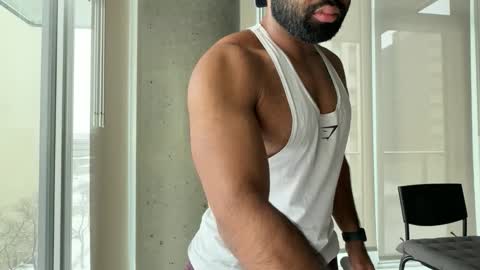 Snapshot of mad501 chatting on February 24, 3:43 pm Max501 online show from February 24, 3:43 pm