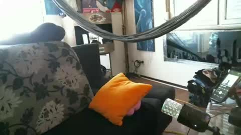 Snapshot of mad_dem0n chatting on March 2, 12:32 pm Manuel online show from March 2, 12:32 pm