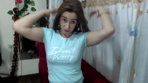 Snapshot of madam_dali chatting on February 5, 12:49 pm Dalila online show from February 5, 12:49 pm