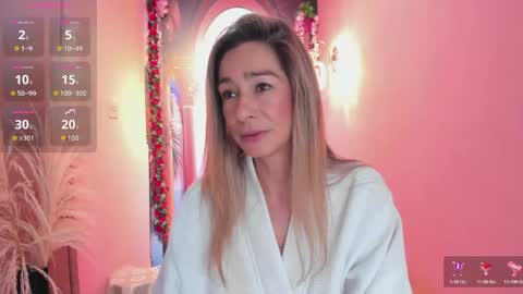 Dalila online show from June 2, 12:40 pm